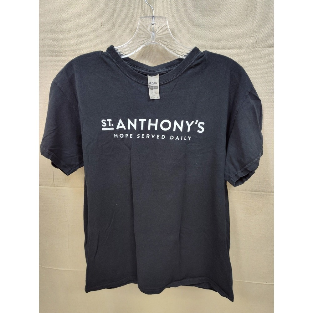 Gildan St Anthonys Hope Served Daily Graphic T-Shirt Black Mens Medium Short Slv